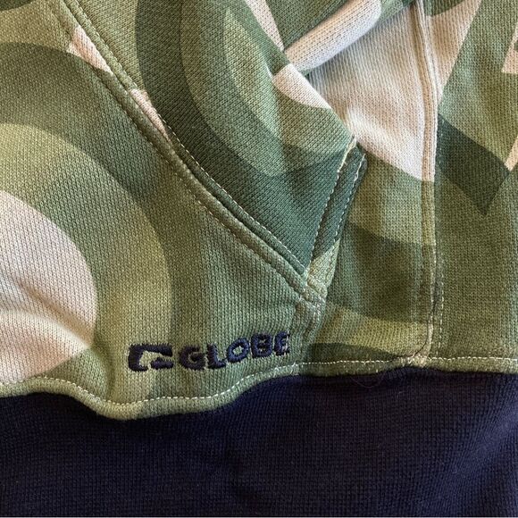Globe Reversible Zip Hoodie - Picture 10 of 16